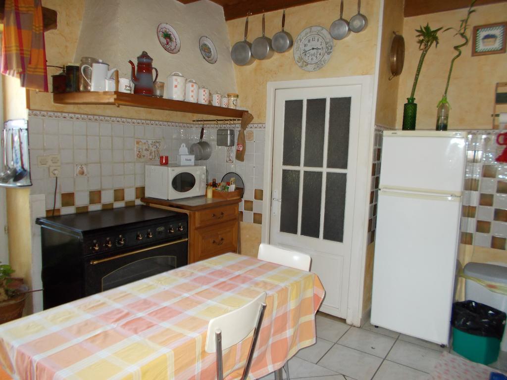 A L'Antan - La Ferme D'Octave Panzió Saint-Hilaire-de-Villefranche Kültér fotó